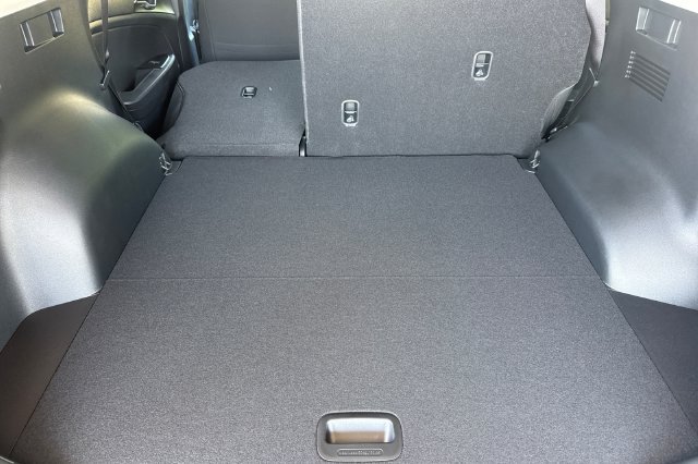 New 2027 Kia Sportage LX FWD image 18