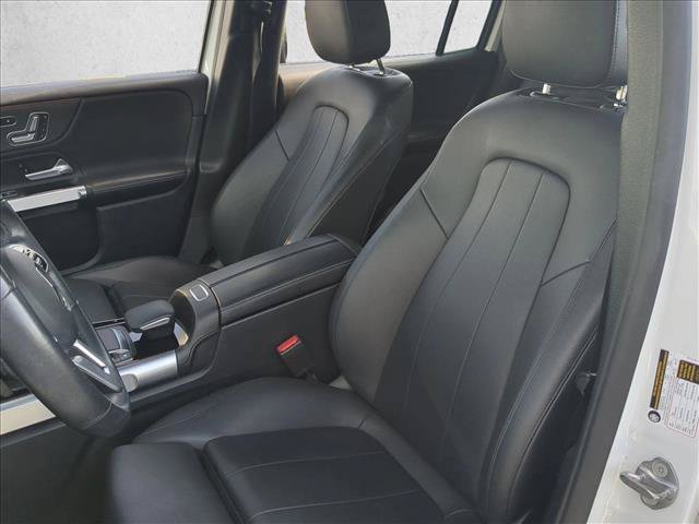 Used 2023 Mercedes-Benz GLB 250 4MATIC image 16