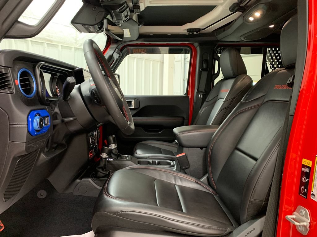 Used 2024 Jeep Wrangler Unlimited Rubicon AWD/4WD image 16