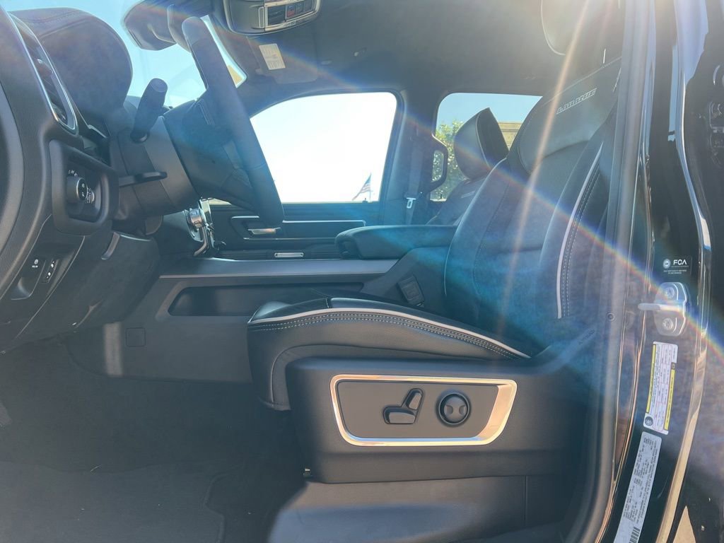 New 2025 RAM 1500 Laramie image 13