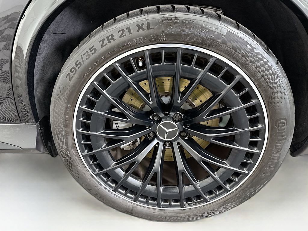 Certified 2025 Mercedes-Benz GLC 43 AMG 4MATIC image 30