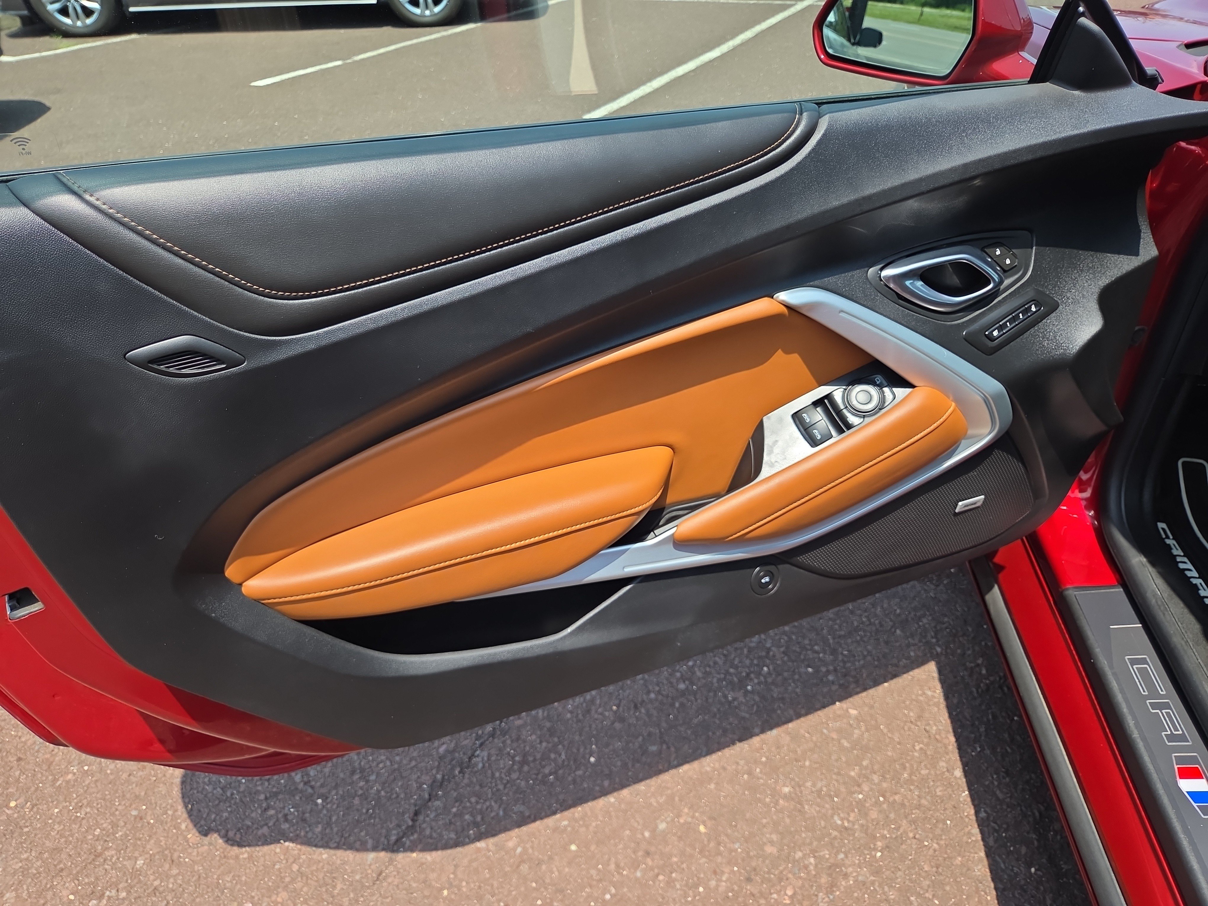 Used 2020 Chevrolet Camaro SS RWD image 18