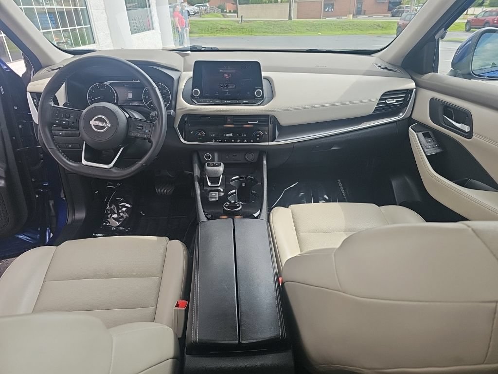 Used 2023 Nissan Rogue SV w/ SV Premium Package AWD/4WD image 15