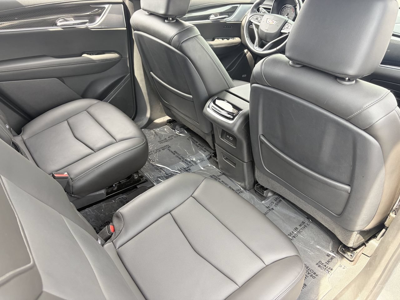Certified 2023 Cadillac XT6 Sport w/ Technology Package AWD/4WD image 15