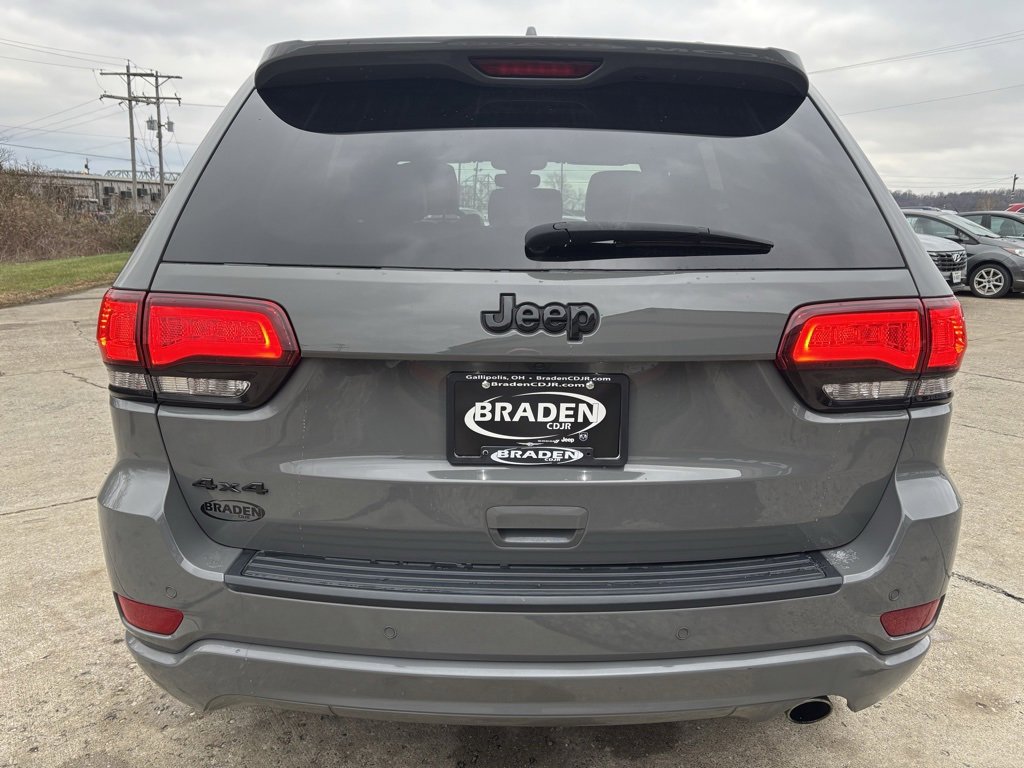 Used 2022 Jeep Grand Cherokee Laredo X image 6