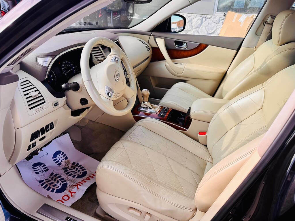 Used 2013 INFINITI FX37 2WD w/ Premium Pkg image 18