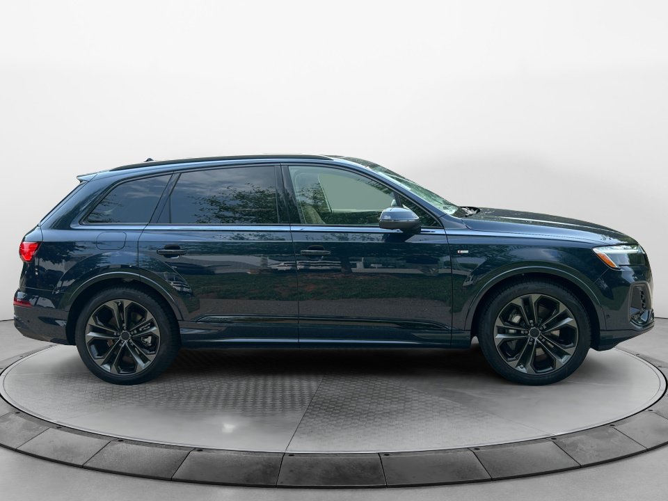 New 2026 Audi Q7 Premium Plus AWD/4WD image 8