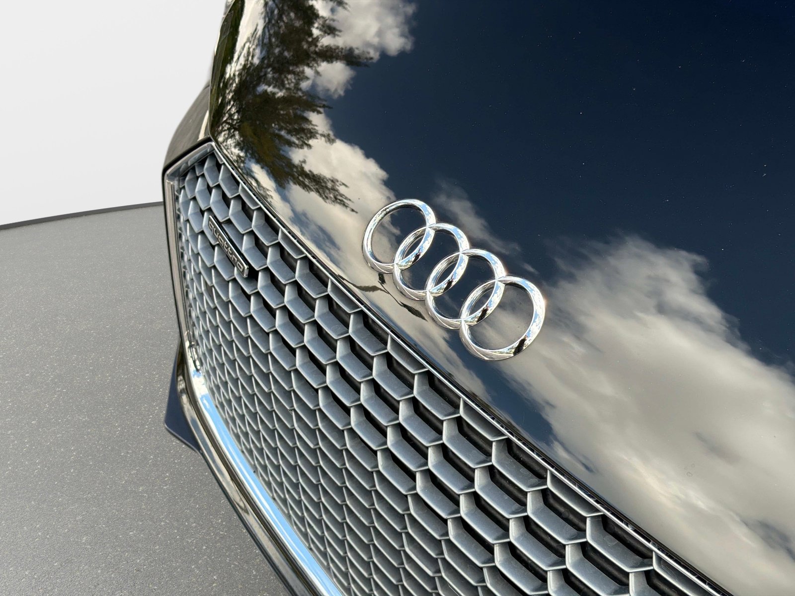 Used 2017 Audi R8 V10 image 10