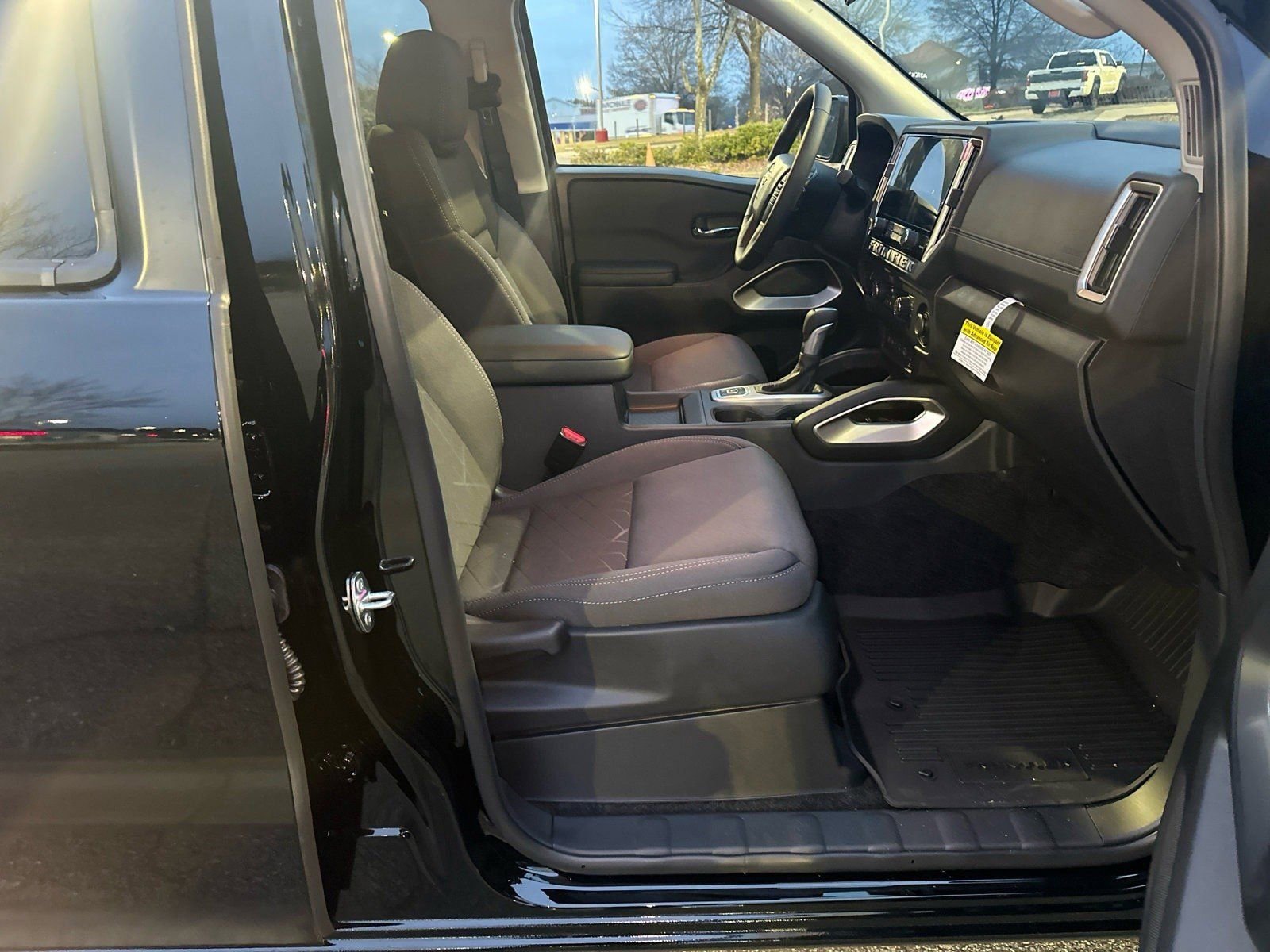 New 2026 Nissan Frontier SV w/ All-Weather Content Package AWD/4WD image 13