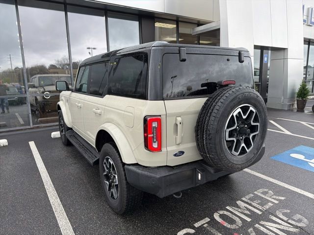 Used 2025 Ford Bronco Outer Banks image 4