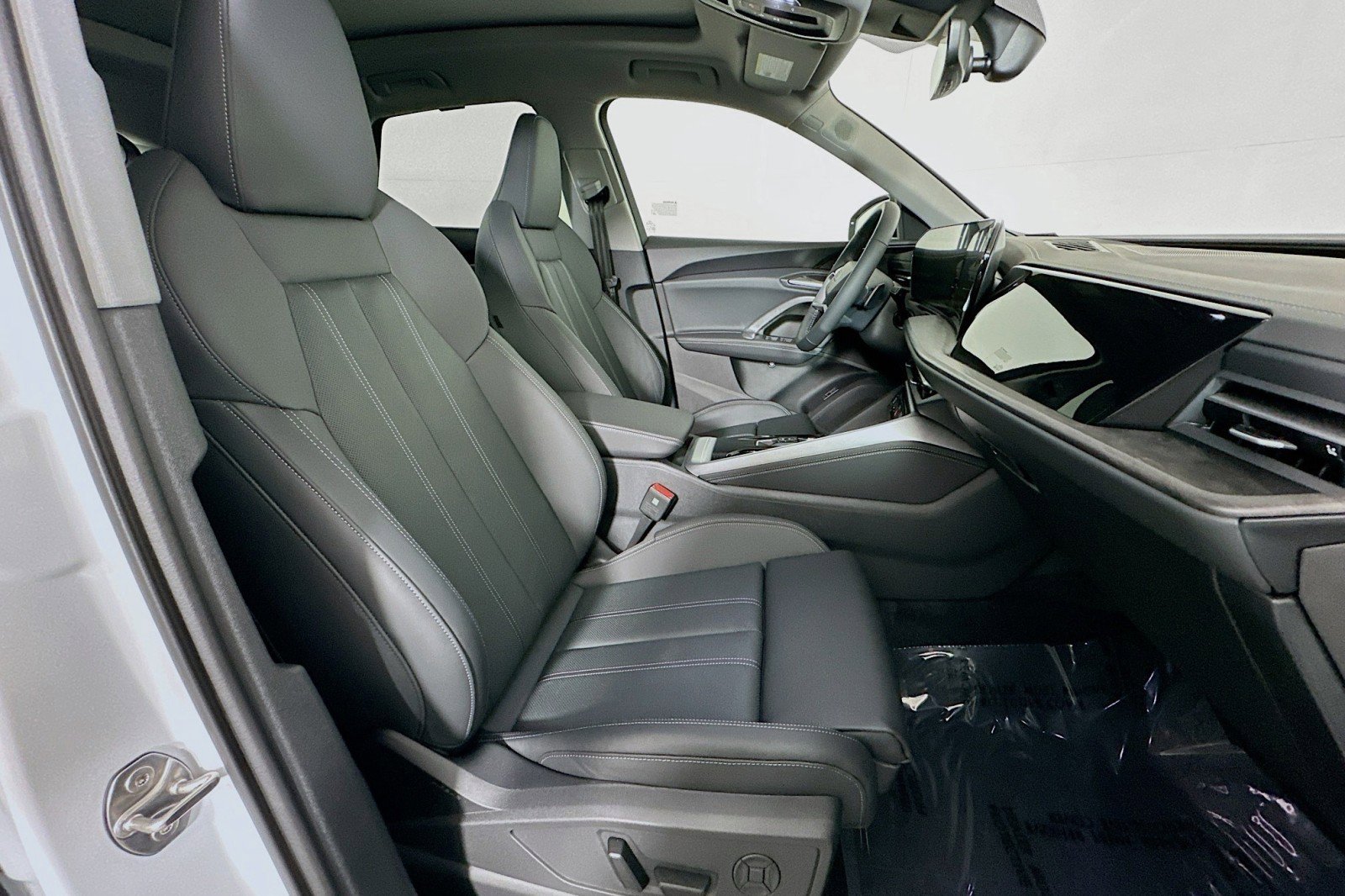 New 2025 Audi Q5 Premium Plus image 8