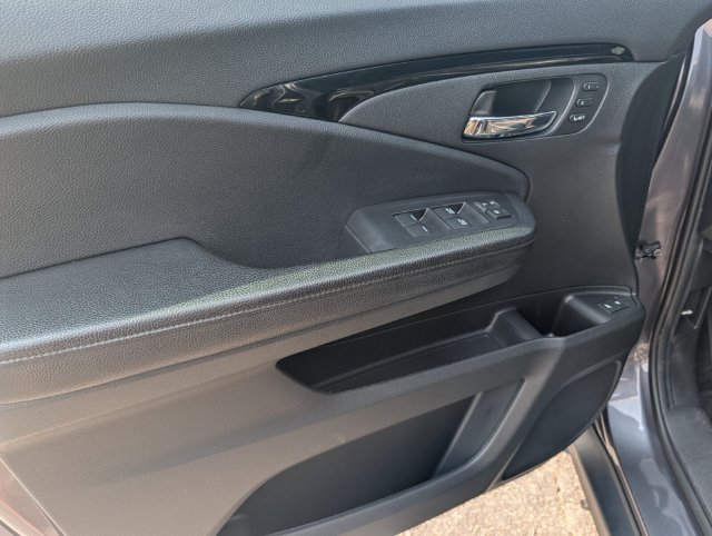 Used 2019 Honda Passport Elite image 31