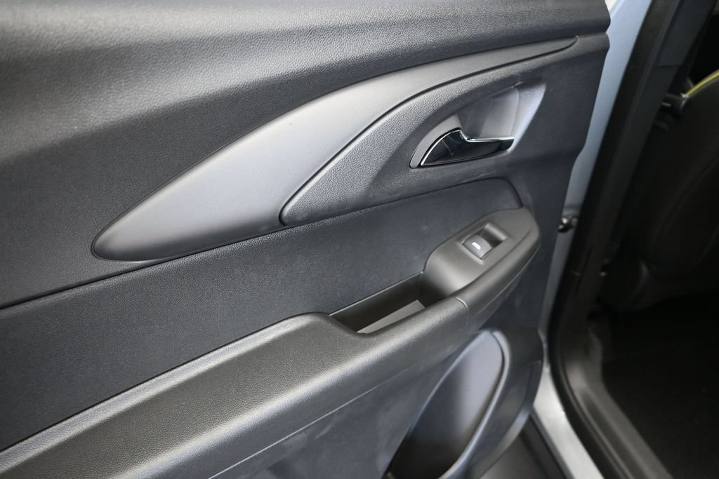 New 2026 Chevrolet TrailBlazer ACTIV w/ Convenience Package FWD image 15