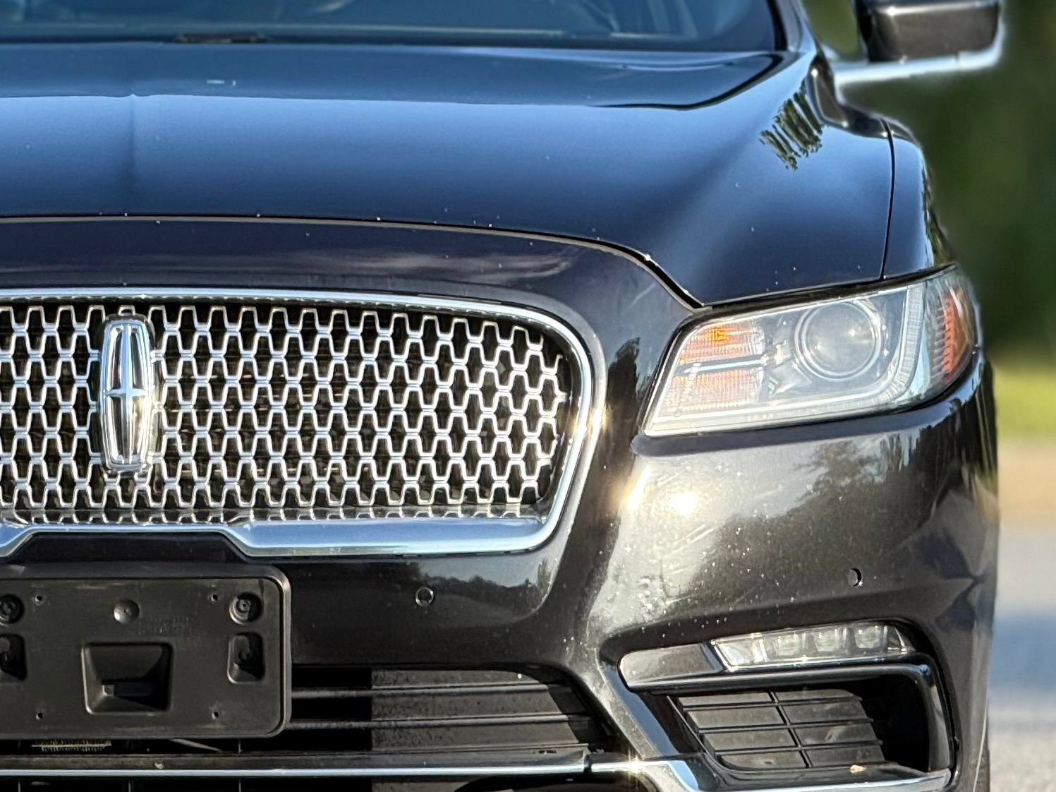 Used 2020 Lincoln Continental AWD w/ Premium Package image 15