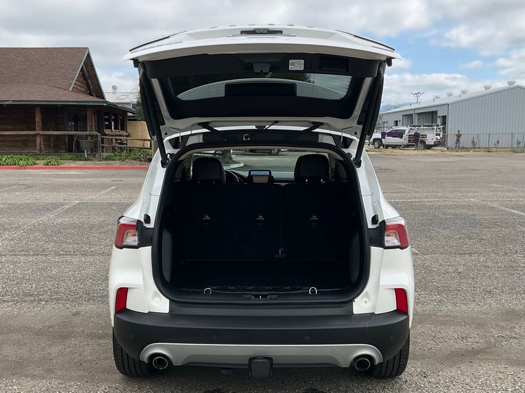 Used 2020 Ford Escape Titanium w/ Titanium Premium Package 2.0 image 13