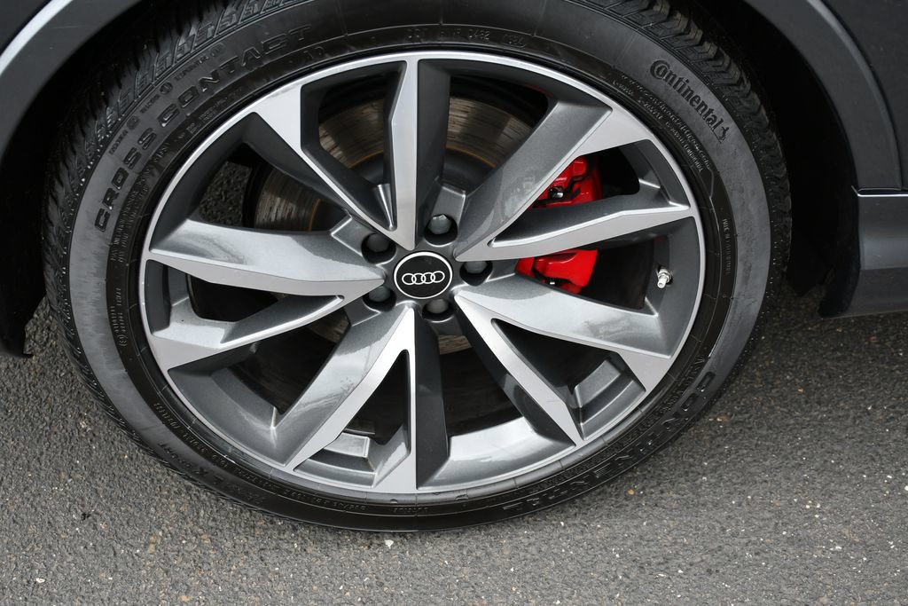 Used 2023 Audi SQ7 Prestige w/ Prestige Package AWD/4WD image 15