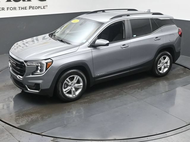 Used 2023 GMC Terrain SLE w/ Driver Convenience Package FWD image 46