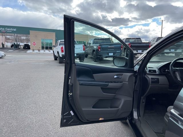 Used 2016 Honda Odyssey SE image 29