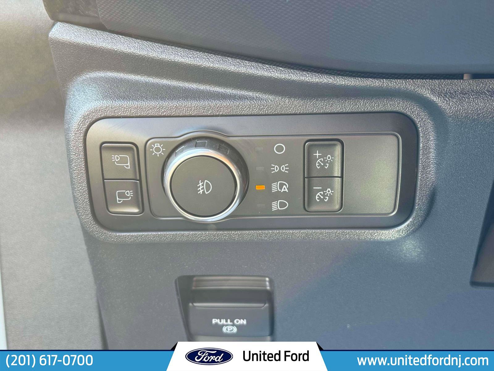 Used 2024 Ford Bronco Raptor w/ Interior Carbon Fiber Pack 6 image 27