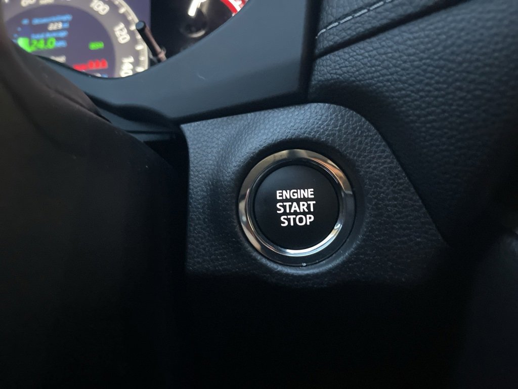 Used 2025 Toyota RAV4 XLE image 25