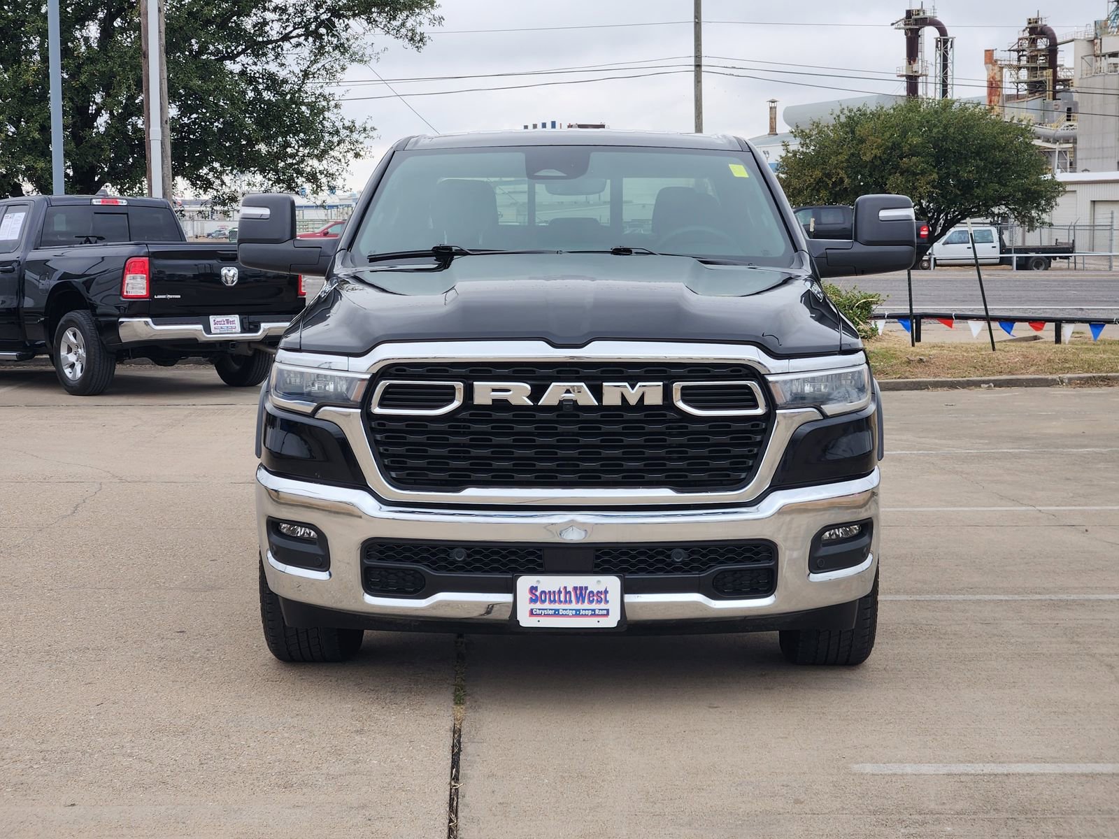 Used 2025 RAM 1500 Lone Star image 6