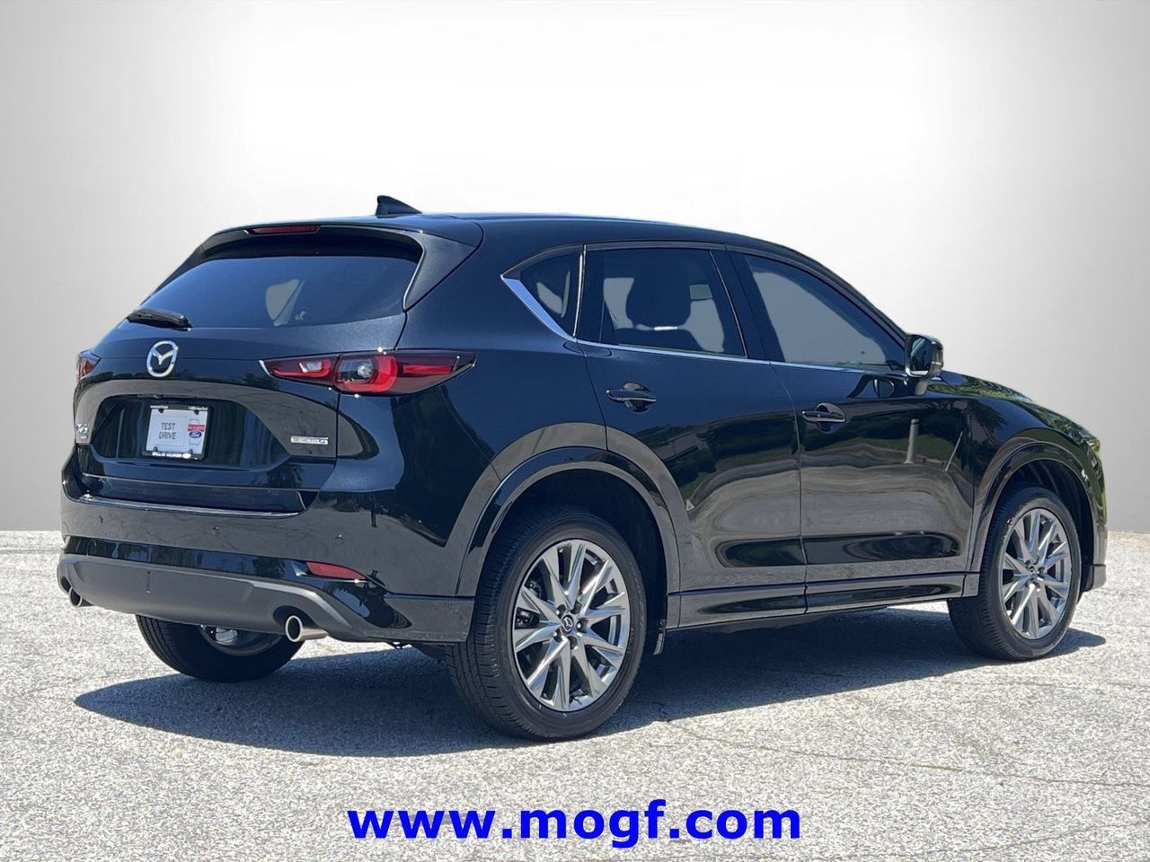 Used 2025 MAZDA CX-5 AWD 2.5 S w/ Premium Plus Pkg image 3