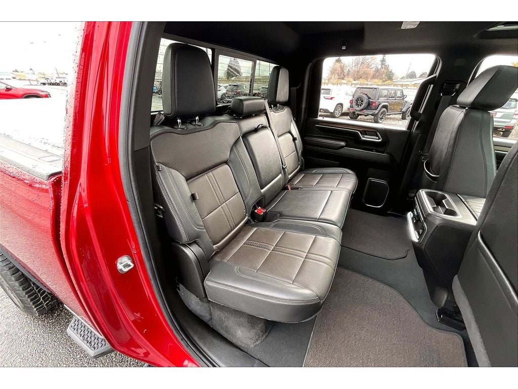 Used 2024 Chevrolet Silverado 2500 High Country w/ High Country Premium Package AWD/4WD image 29