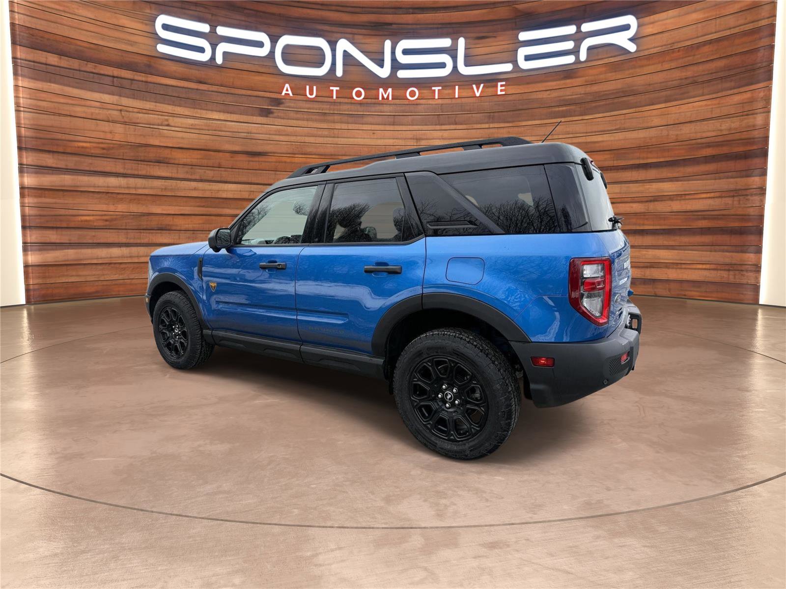Used 2025 Ford Bronco Sport Badlands w/ Badlands Tech Package image 3