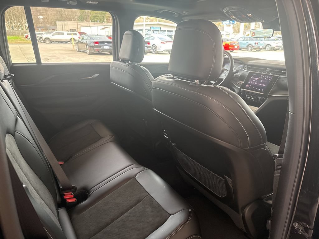 New 2025 Jeep Grand Cherokee 4WD image 21