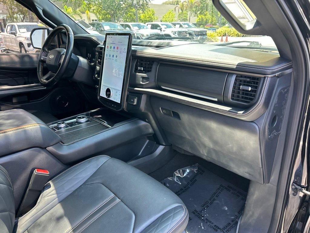 Used 2023 Ford Expedition Max Platinum AWD/4WD image 39