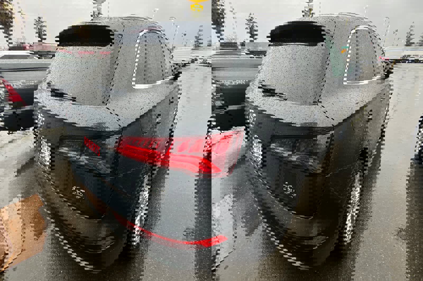 Used 2018 Audi Q5 2.0T Premium Plus w/ Premium Plus Package image 2