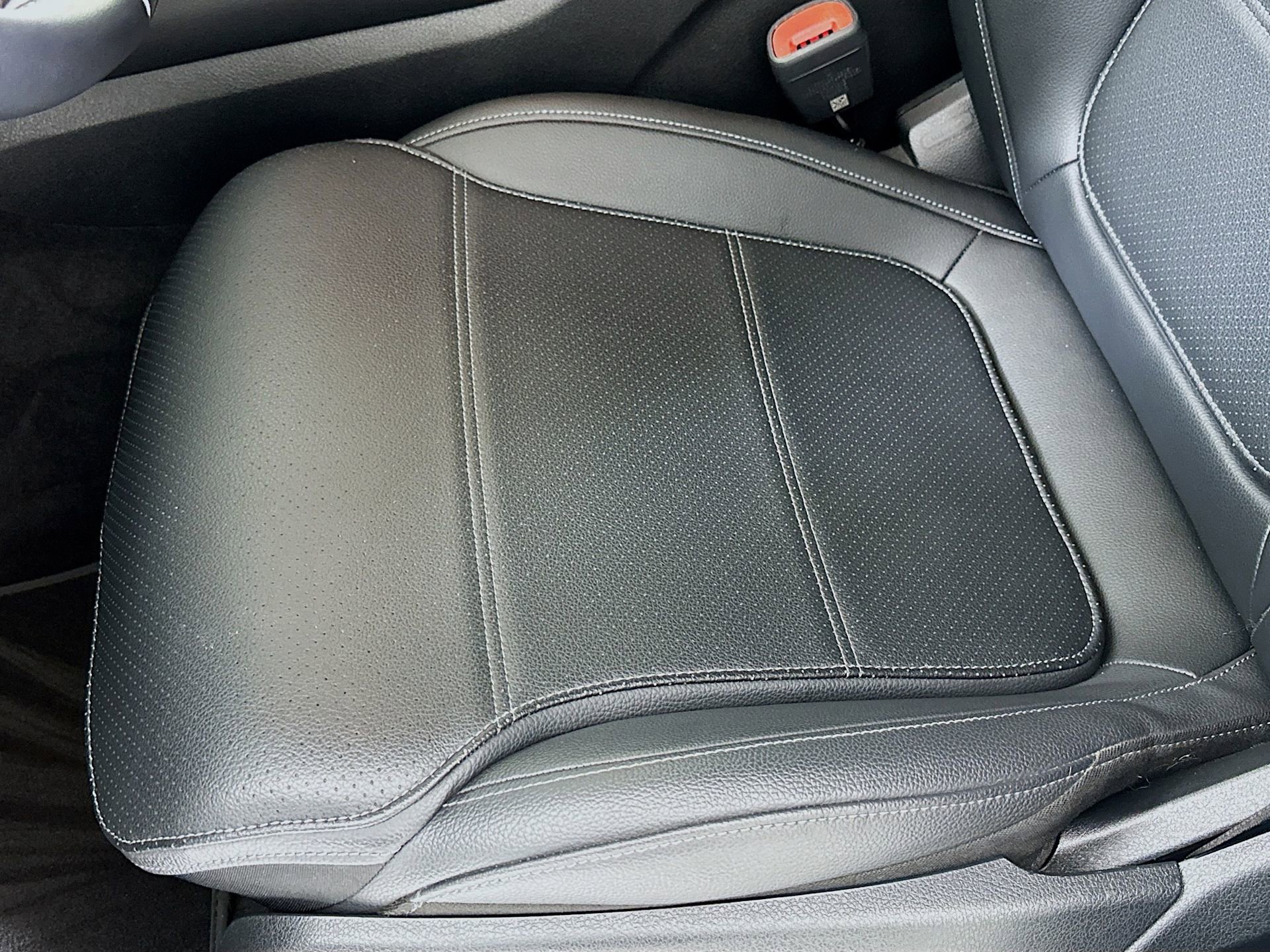 Certified 2025 Mercedes-Benz GLC 300 4MATIC image 20