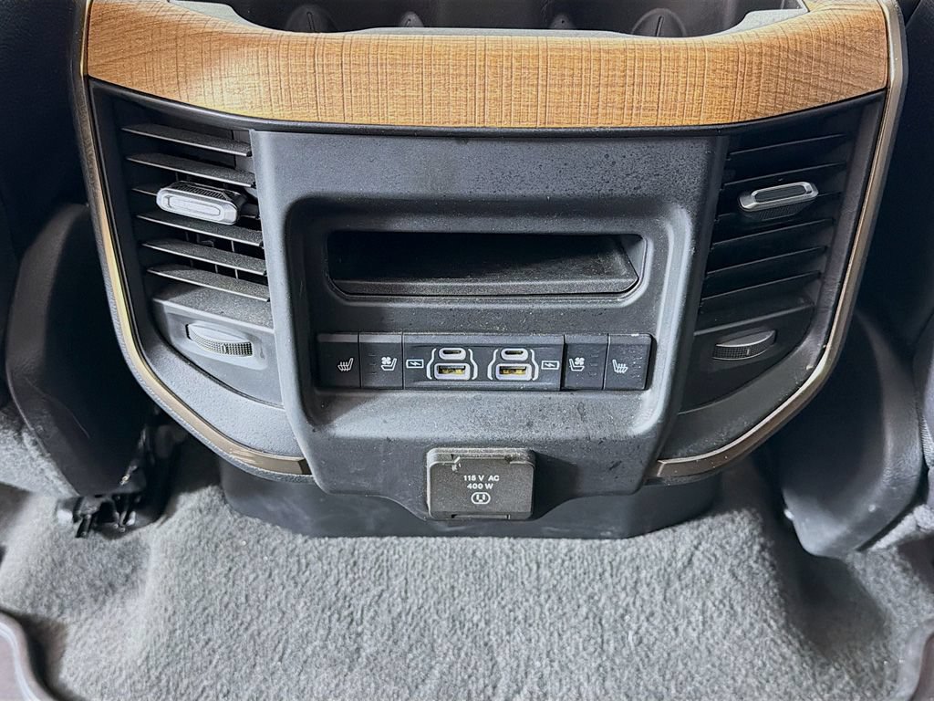 Used 2024 RAM 1500 Limited AWD/4WD image 43