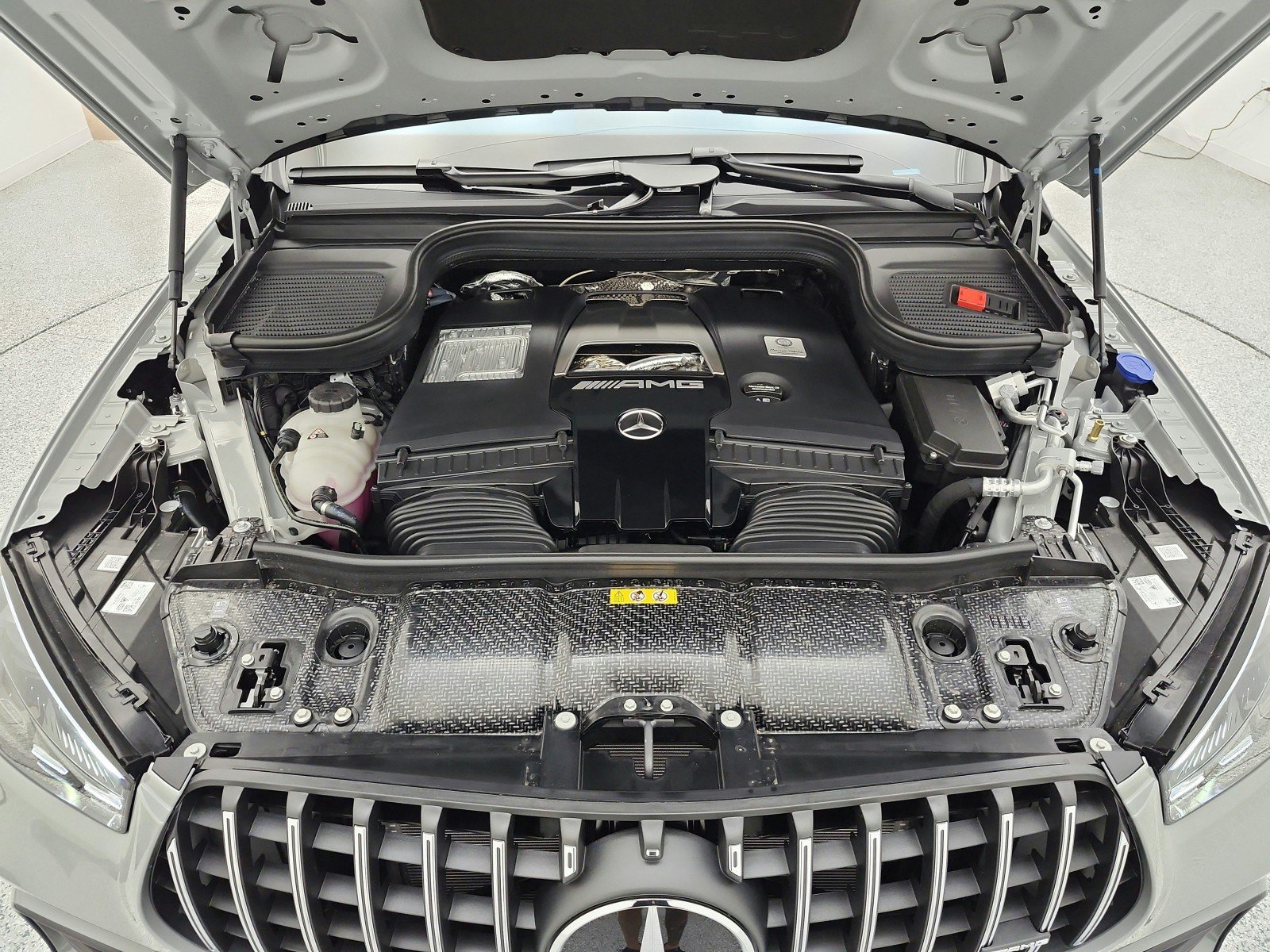 New 2026 Mercedes-Benz GLE 63 AMG S image 12