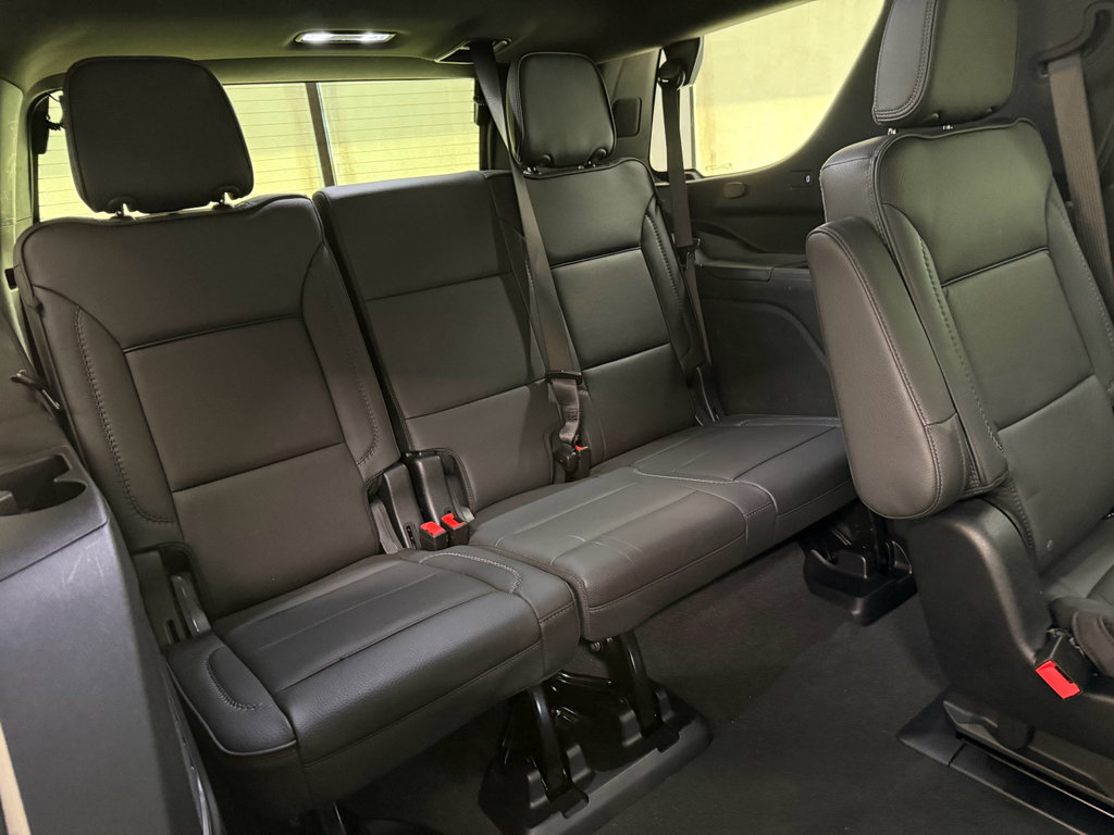 Certified 2025 GMC Yukon Denali AWD/4WD image 23