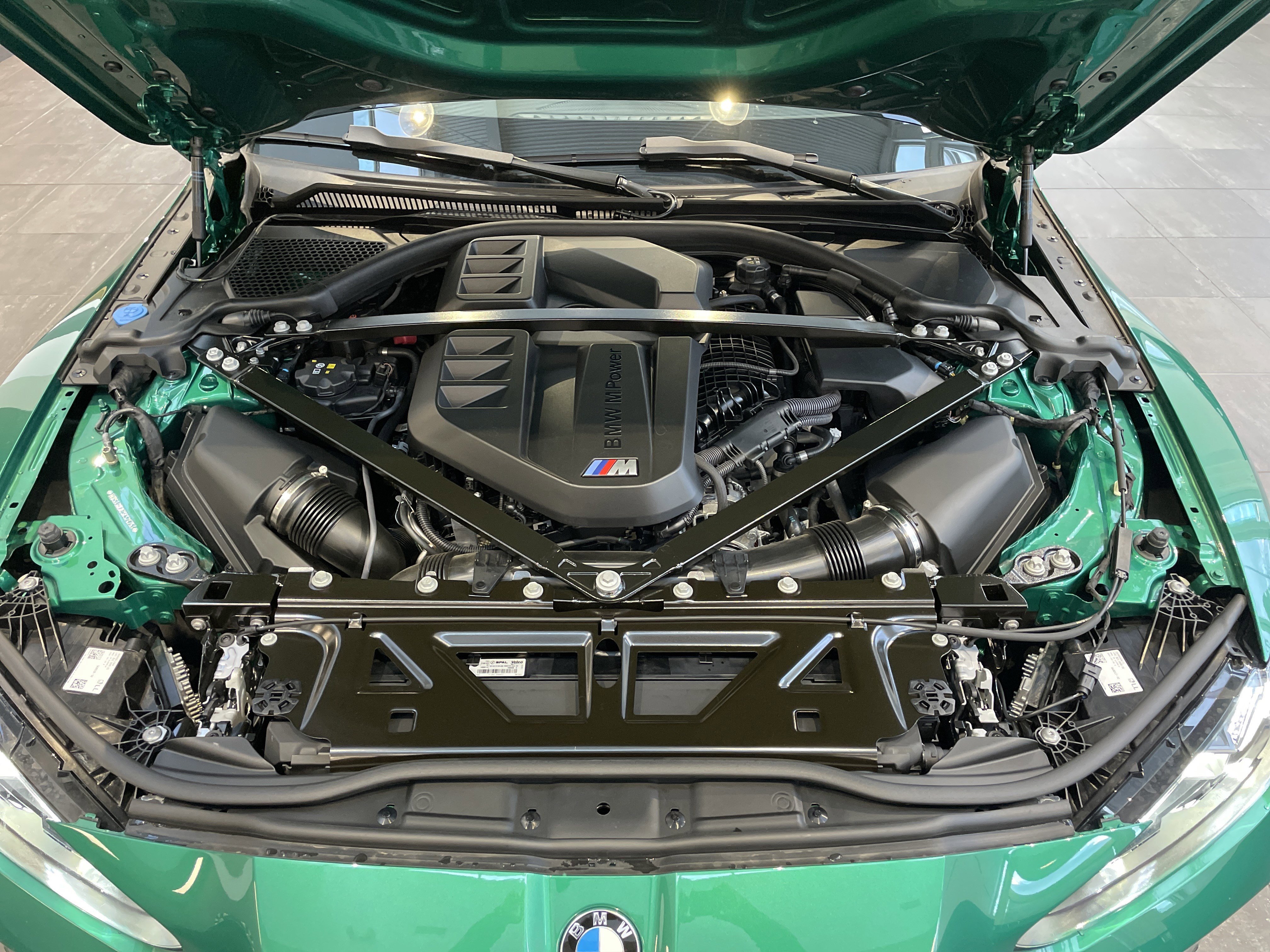 Used 2025 BMW M4 xDrive Competition w/ Executive Package image 39