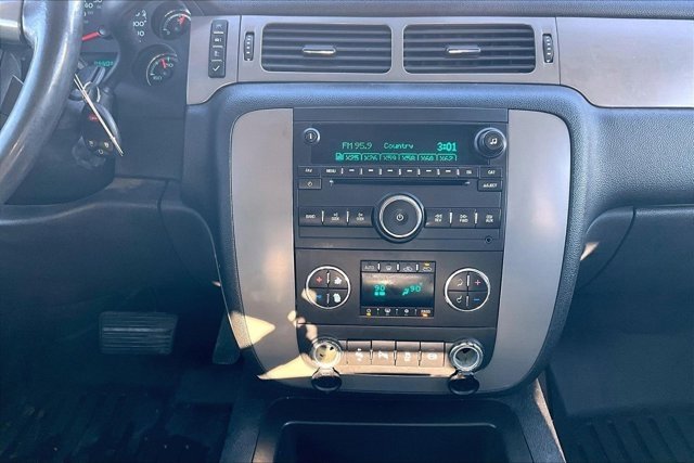 Used 2013 Chevrolet Silverado 3500 LTZ w/ LTZ Plus Package image 14