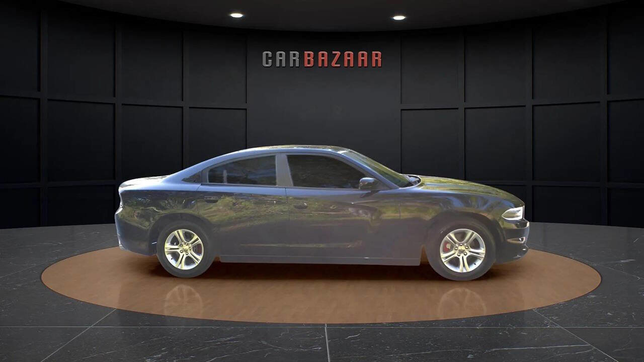 Used 2021 Dodge Charger SXT w/ Leather Interior Group image 4