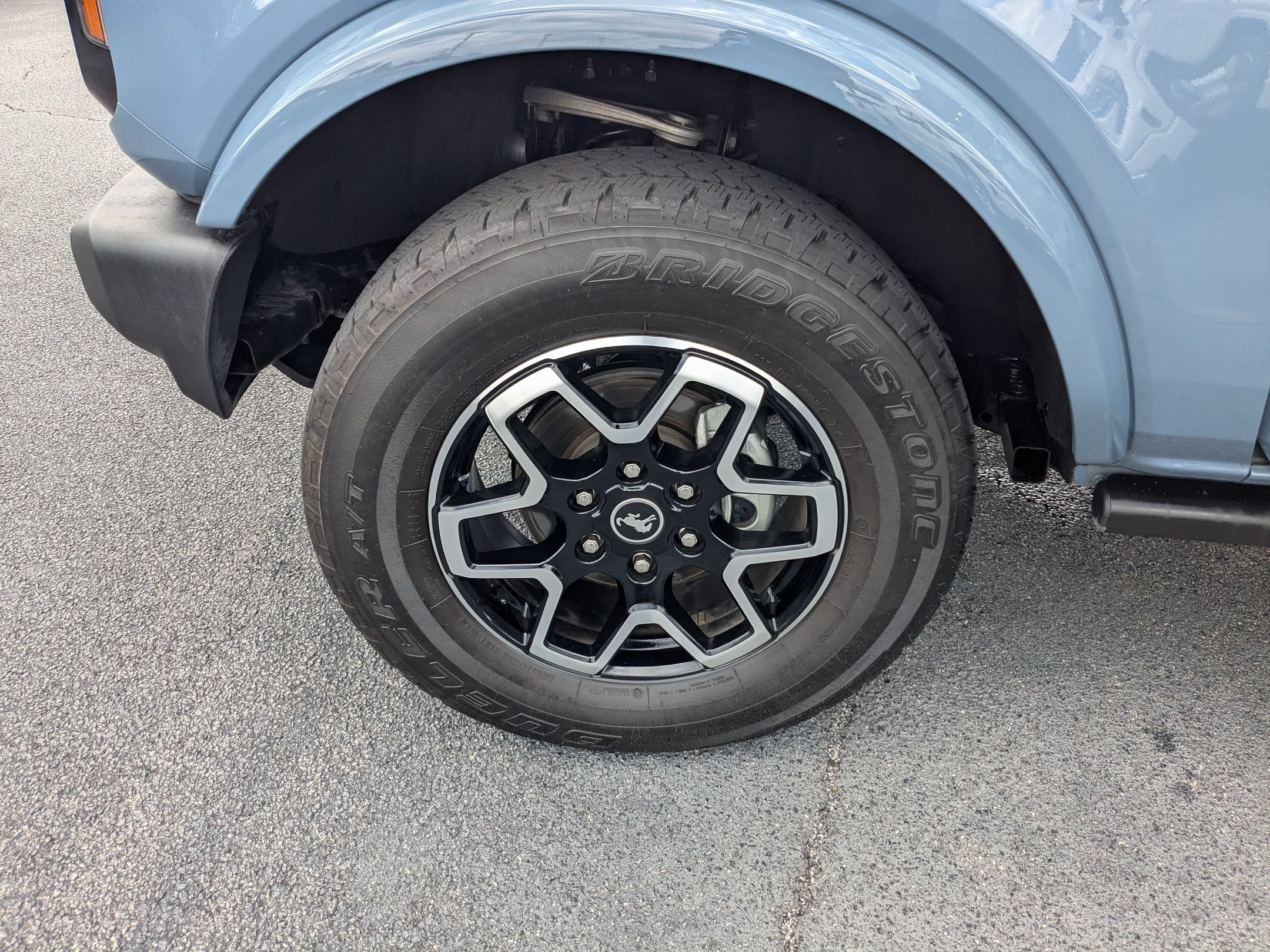 Used 2024 Ford Bronco Outer Banks AWD/4WD image 10