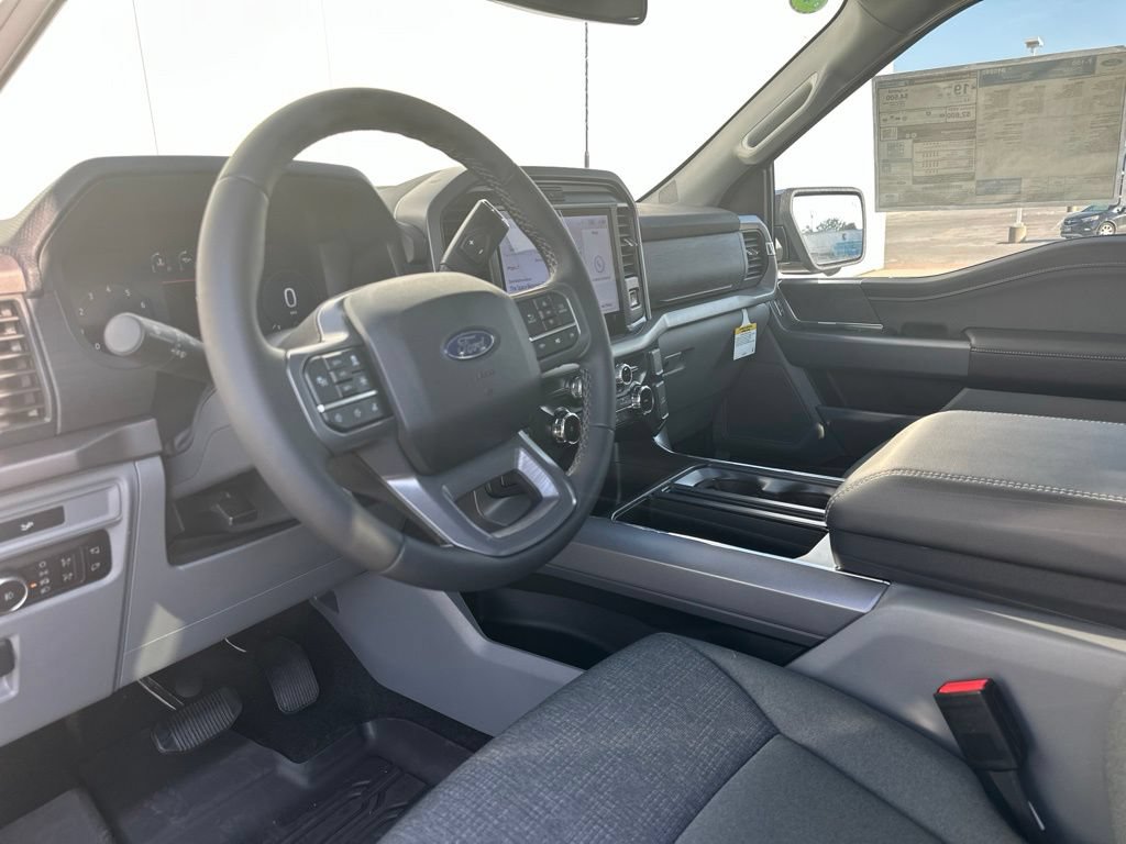 New 2026 Ford F150 XLT w/ Equipment Group 302A MID AWD/4WD image 15
