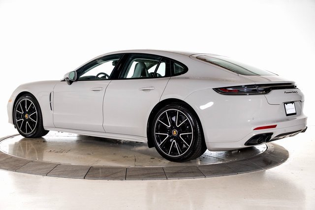 Used 2023 Porsche Panamera Turbo S image 3
