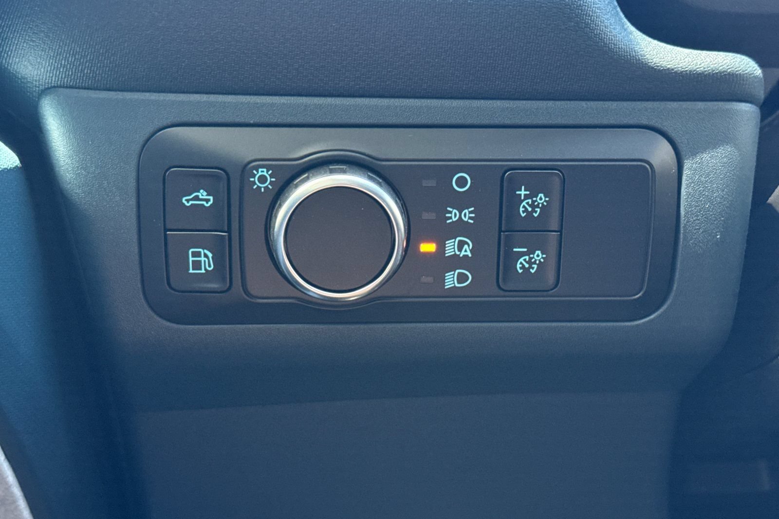 New 2026 Ford Maverick XLT w/ XLT Luxury Package FWD image 28