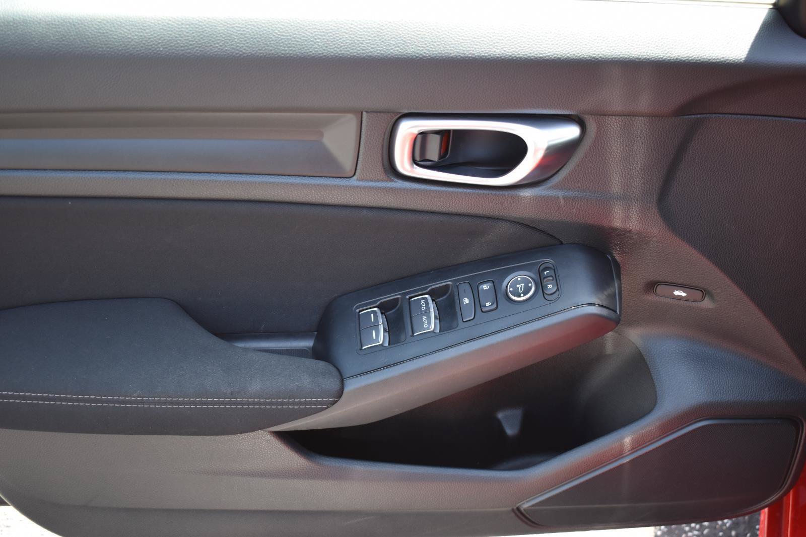 Used 2024 Honda Civic Sport image 18