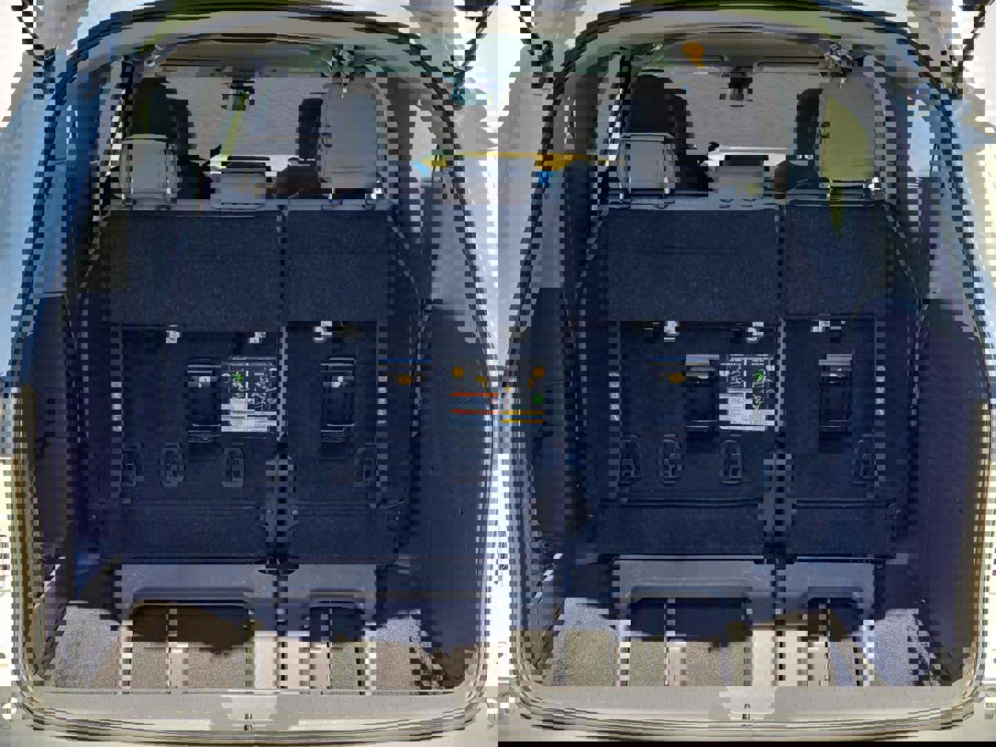 Used 2024 Toyota Sienna LE image 12