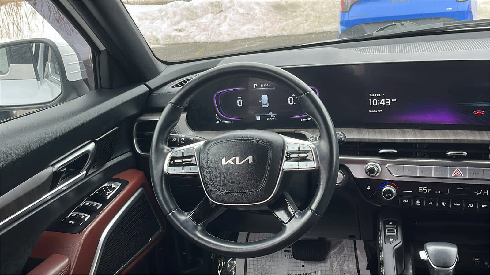 Used 2023 Kia Telluride EX image 28