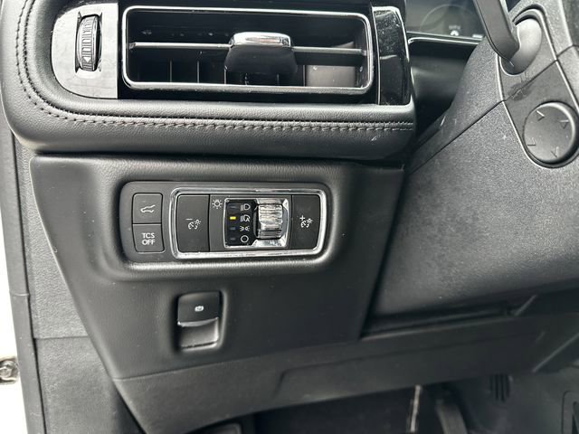 Certified 2022 Lincoln Nautilus Reserve image 29