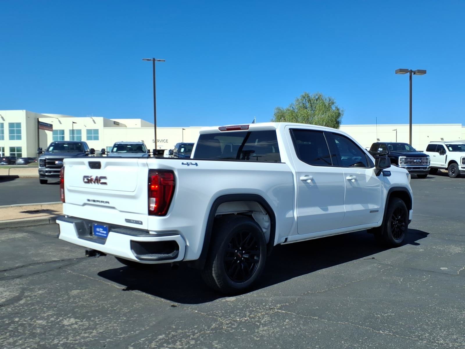 Used 2022 GMC Sierra 1500 Elevation w/ Max Trailering Package AWD/4WD image 5