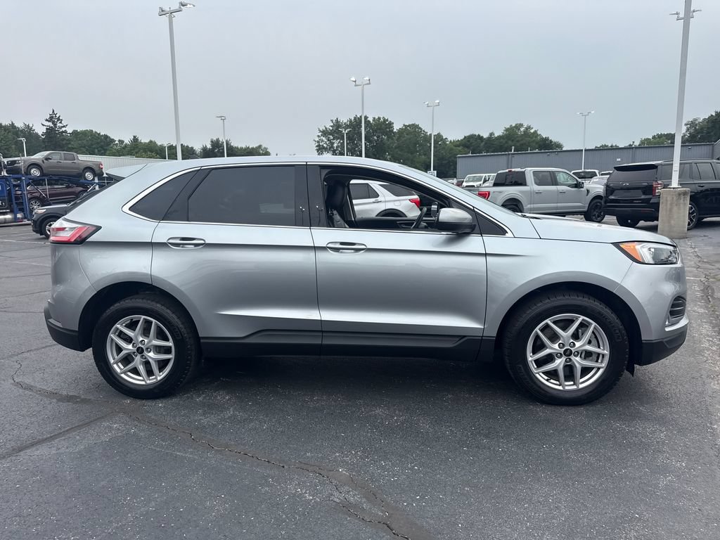 Used 2024 Ford Edge SEL w/ Convenience Package AWD/4WD image 7
