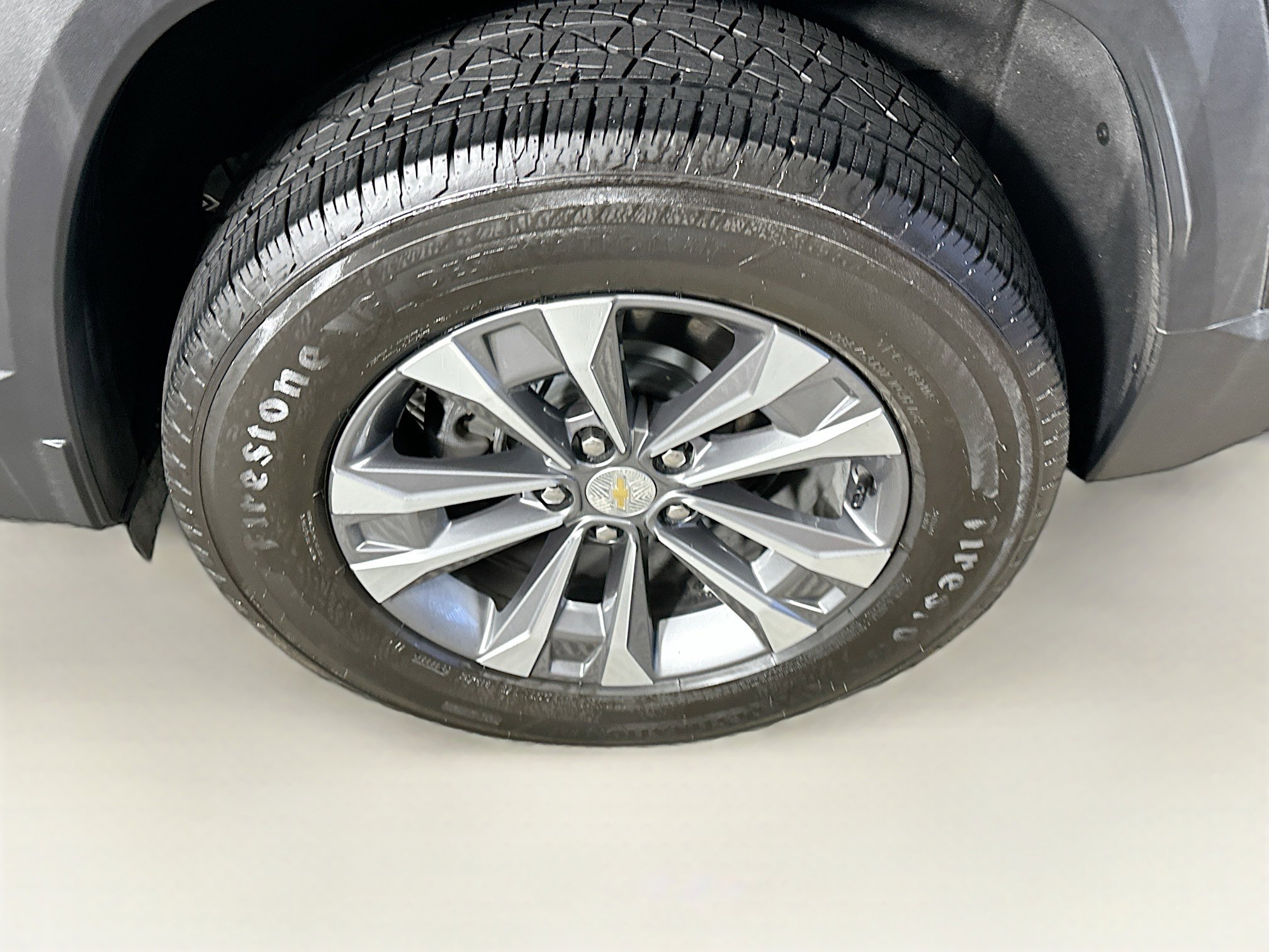 Used 2025 Chevrolet Equinox LT FWD image 11