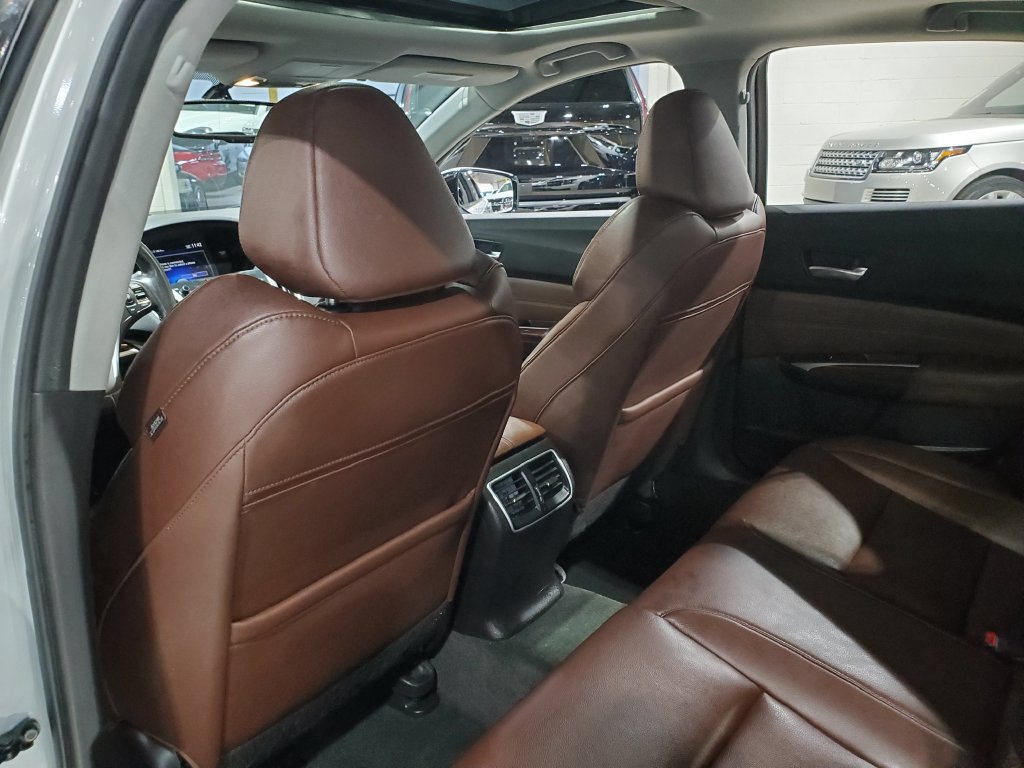 Used 2017 Acura TLX V6 FWD image 23